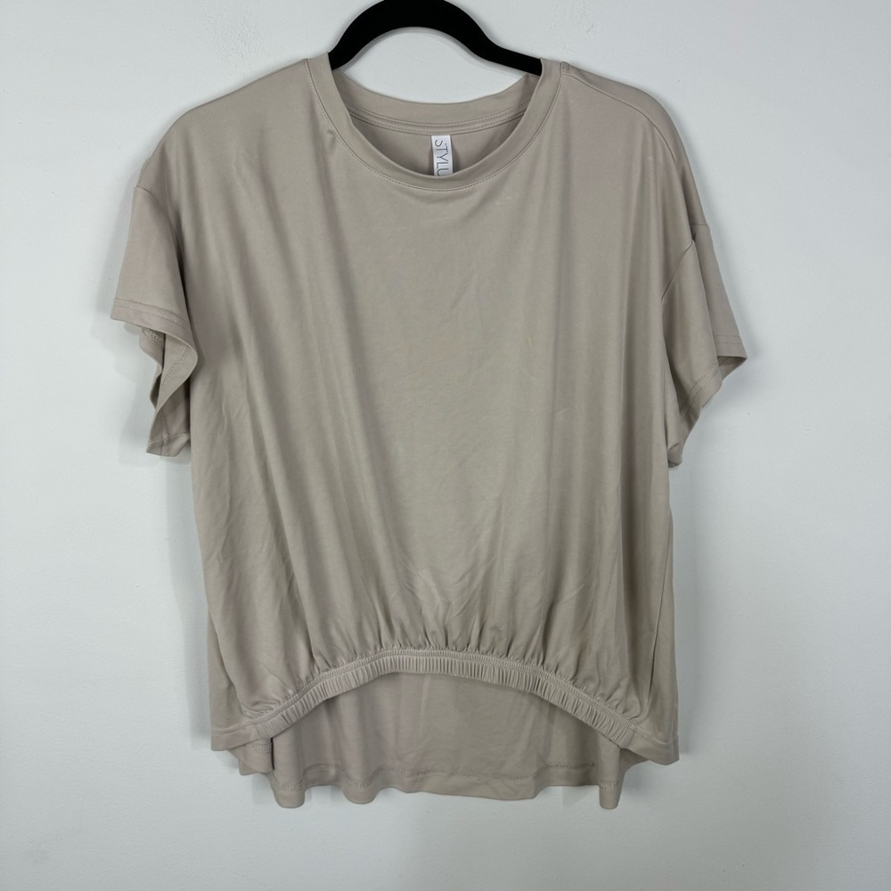 Stylus Ivory Cream Off White Short Sleeve Cinch Detail Elastic Top Workout Activ